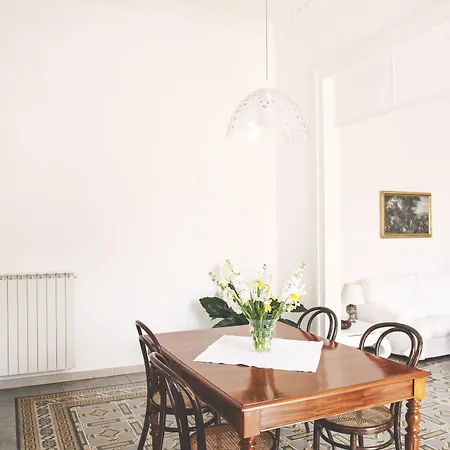 Nei Paraggi Bed & Breakfast *